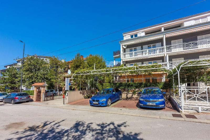 Apartments Pera - image 44