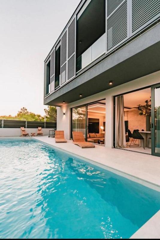 Luxury Villa Hera - image 1