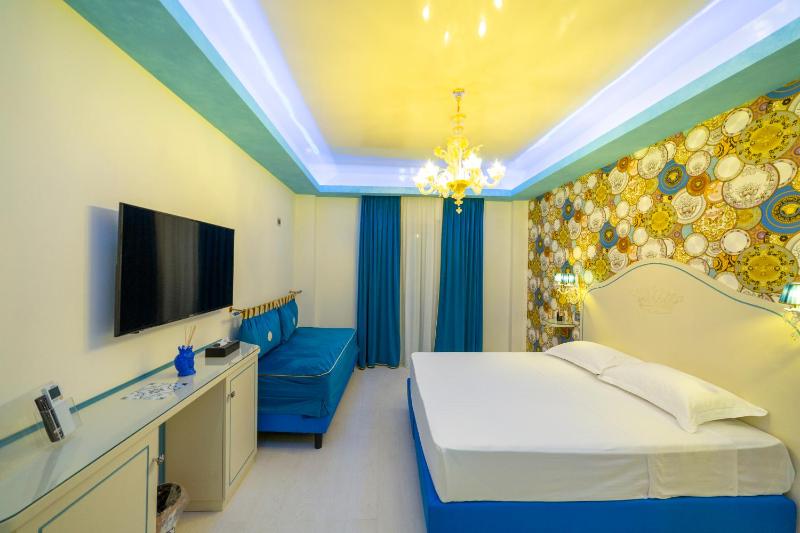 Leucosya Luxury Rooms - image 21