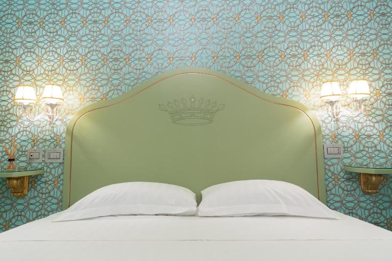 Leucosya Luxury Rooms - image 2
