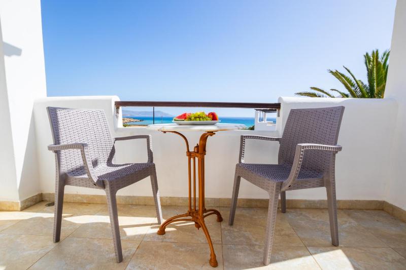 Standard Room with Sea View image 4