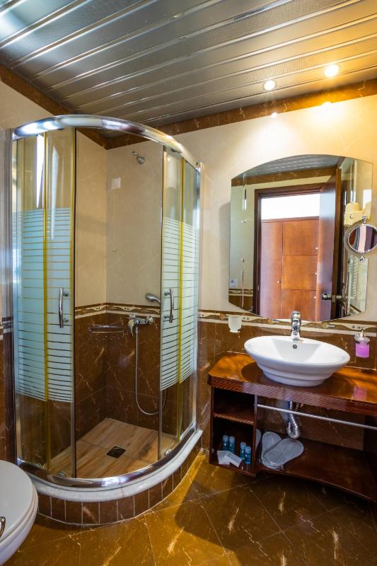 Standard Room with Sea View image 3