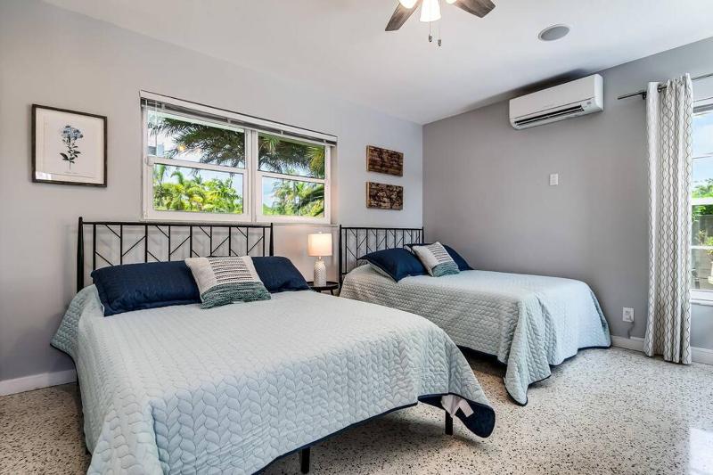 *Victoria Park Pool Home- close to beach/Las Olas* - image 9