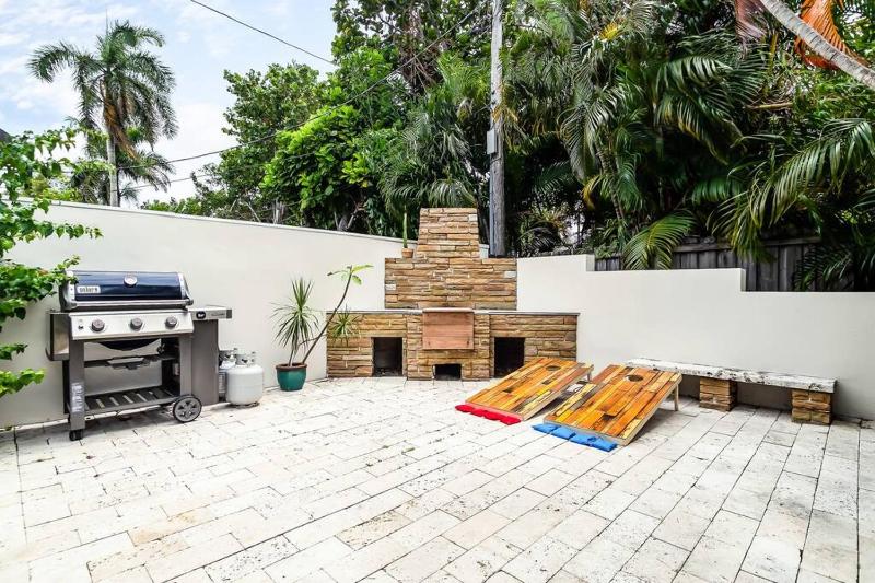 *Victoria Park Pool Home- close to beach/Las Olas* - image 23