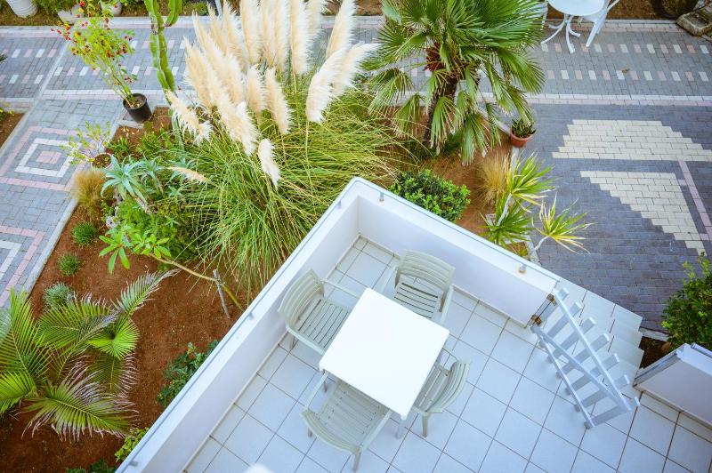 Standard Apartment image 3