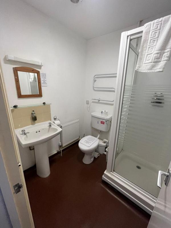 Double Room image 2