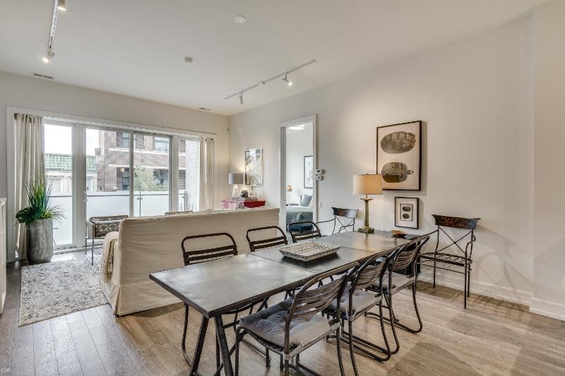 Sheridan Park Stunner! No Matter if You Are in Town for Business or Fun This Property Has You Covered apts - image 12