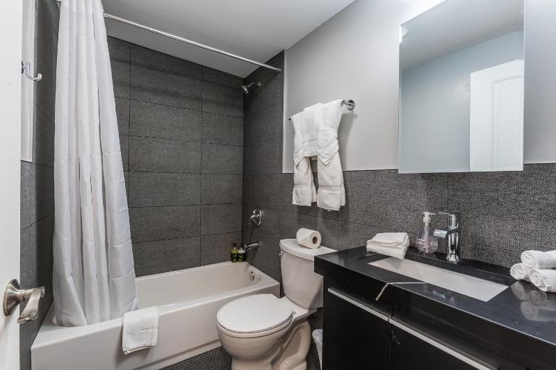 Go Grand in This Massive Old Town Mansion - Sleeps 22! apts - image 16