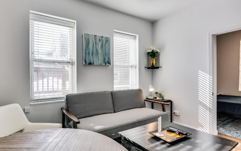 Welcome to West Town! 2 Bedrooms and PET FRIENDLY apts - image 7