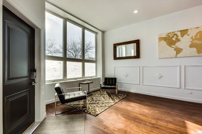 Converted Store Front Home Lets You Live Like a Local in the Heart of it All! condo - image 4
