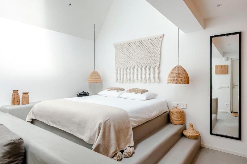 Suite-Suite luxury private guesthouse - image 27