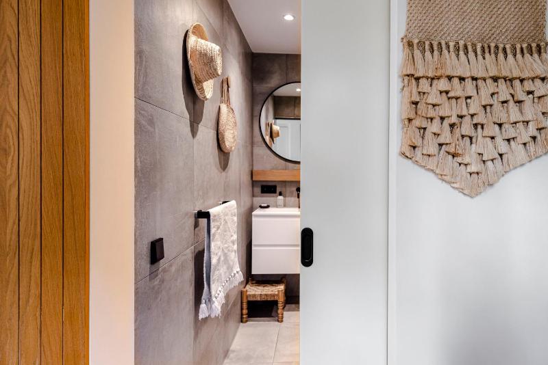 Suite-Suite luxury private guesthouse - image 18