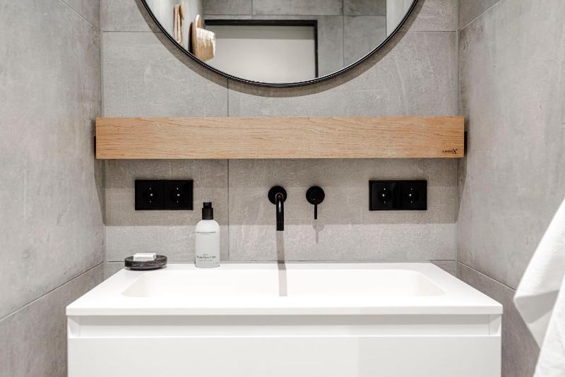 Suite-Suite luxury private guesthouse - image 32