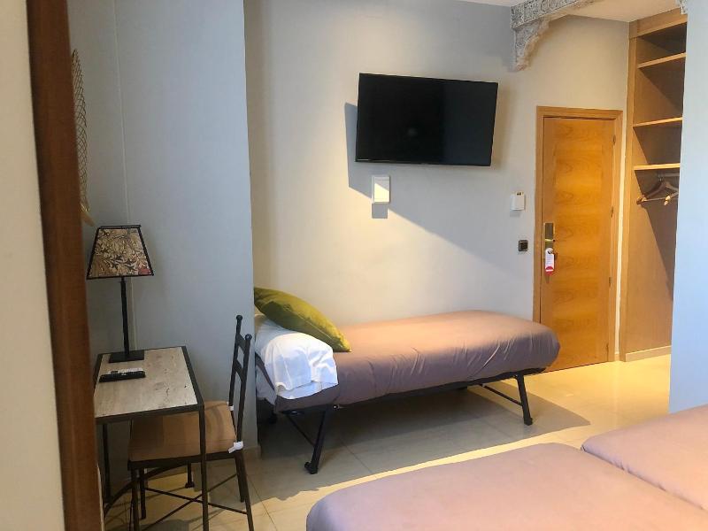 Triple Room image 4