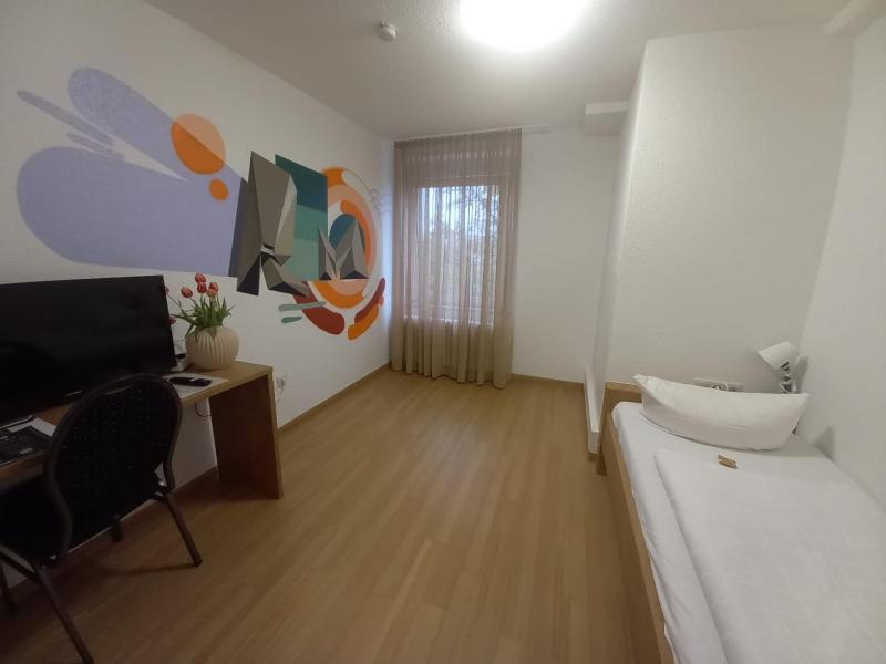 Single Room image 1