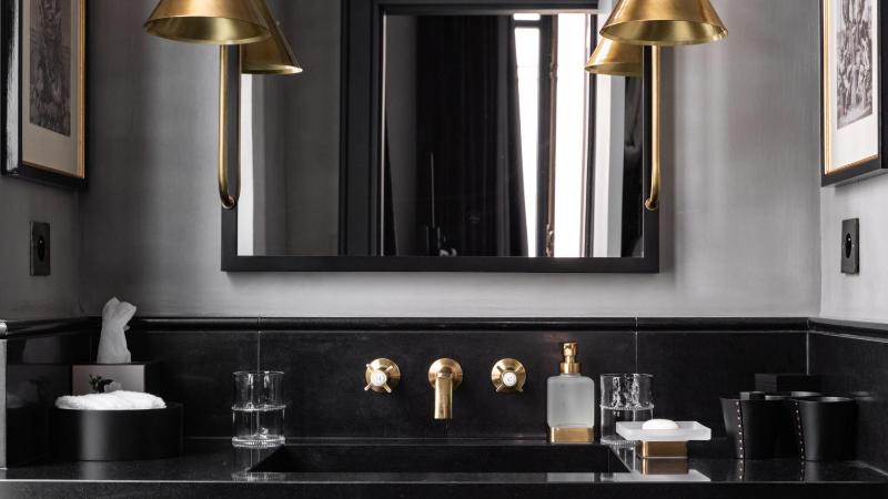 Deluxe Double Room image 3