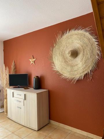 Two-Bedroom House image 4