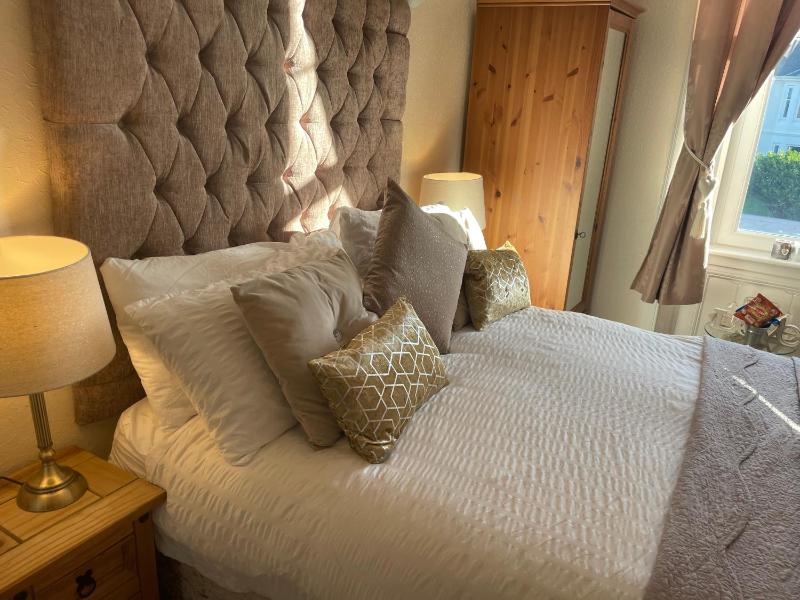 Economy Double En-Suite Room  image 1