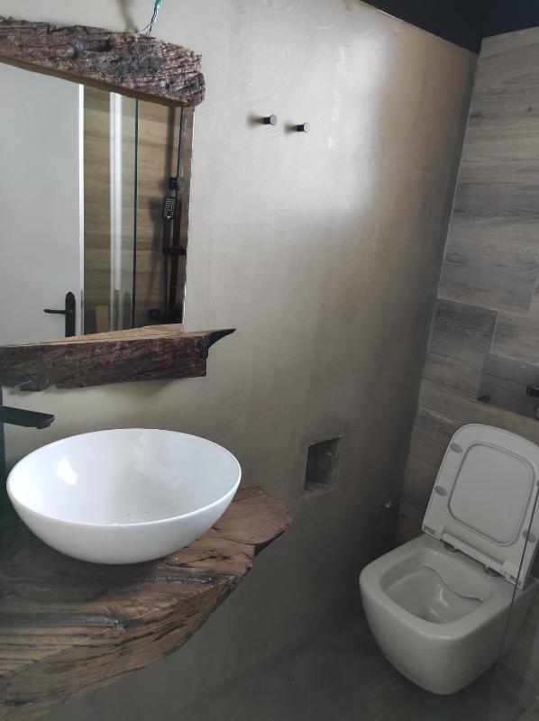 180 mountain lodge - image 4