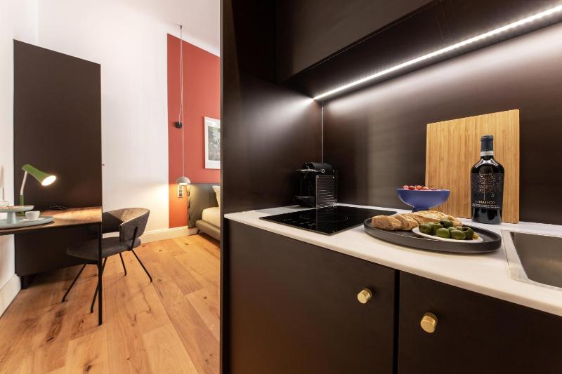 Superior Apartment image 4