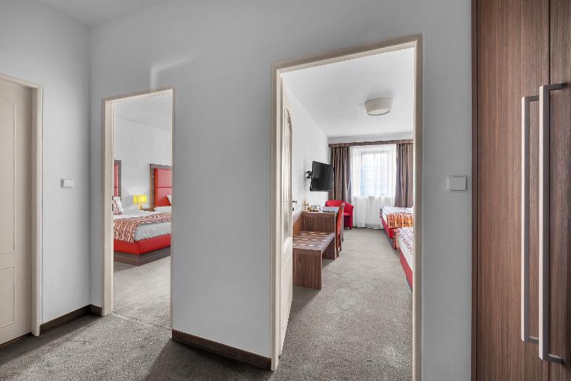 Family Room image 4