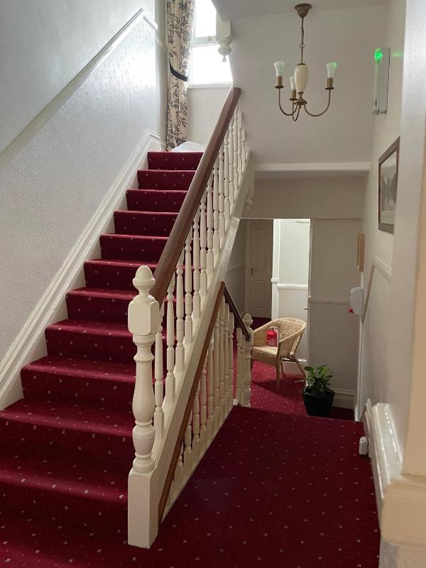 Glendale Guest House - image 5