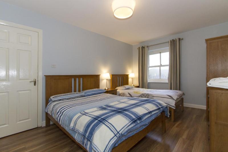 Three-Bedroom Apartment image 4