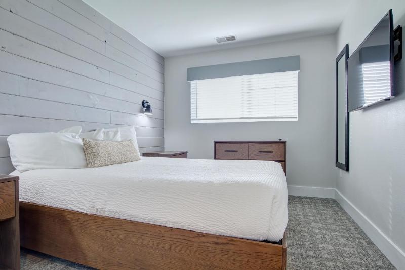 One-Bedroom Villa image 1