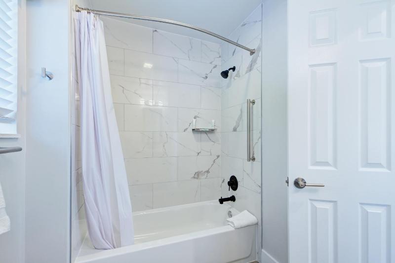 One-Bedroom Villa image 4