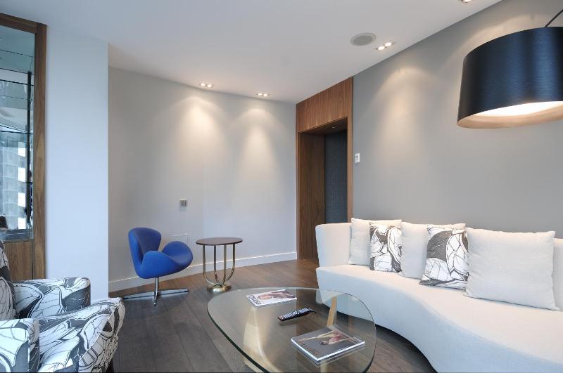 Suite image 3