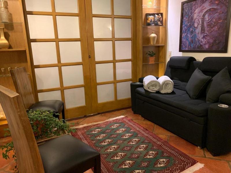 Apartamento Encantador cercano a la Plaza Principal - image 3