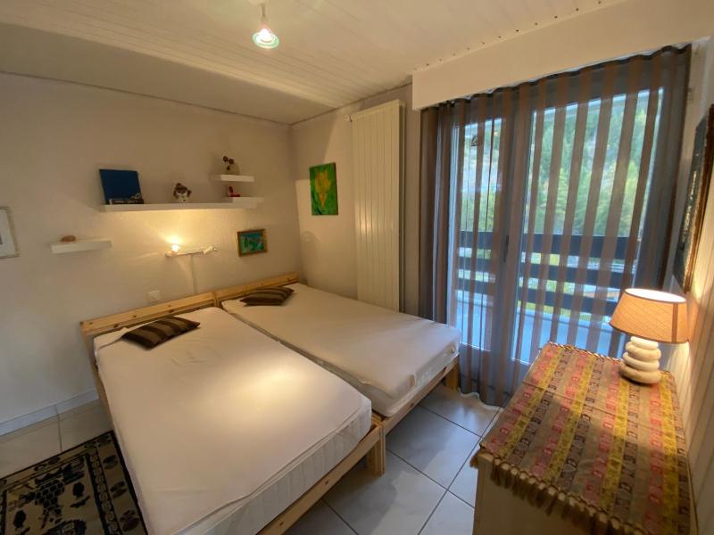 One-Bedroom Apartment image 4