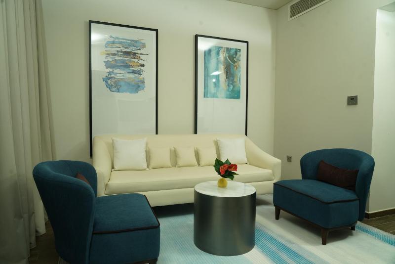C - Hotel and Suites Doha - image 13