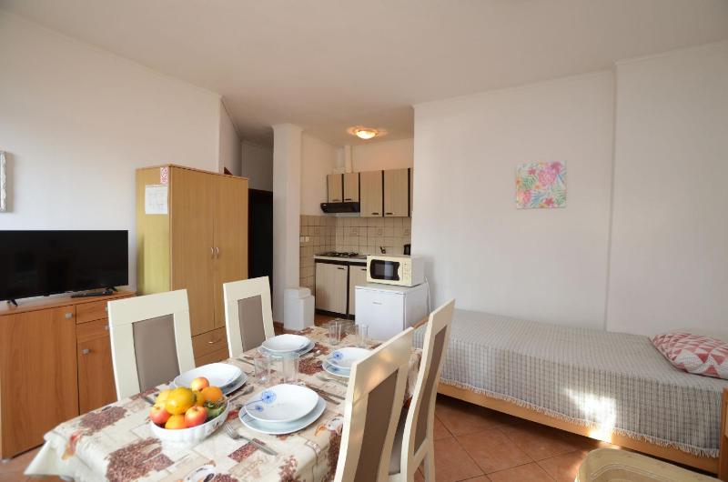 Apartments Vladislav - image 17