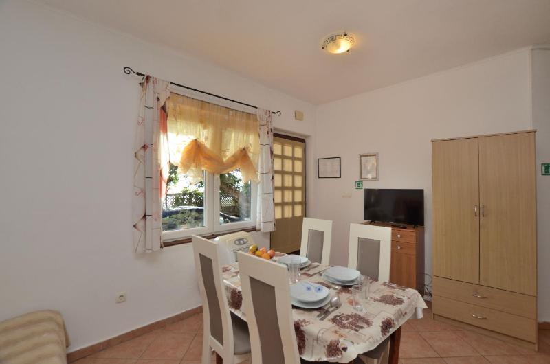 Apartments Vladislav - image 10