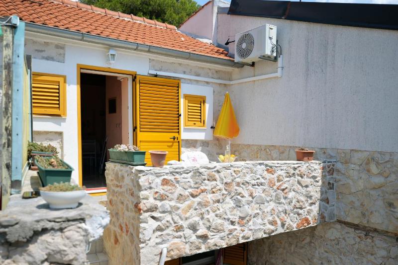 Apartments Sunce - image 13