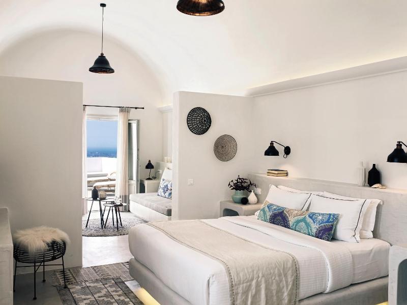 Santo Pure Oia Suites & Villas - image 34
