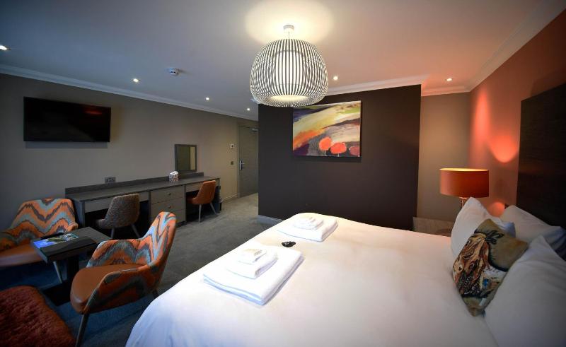Deluxe Double Room image 3