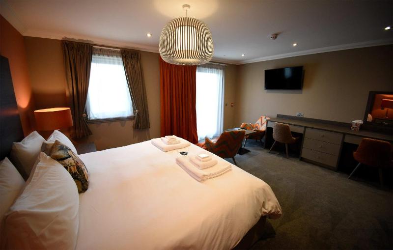 Deluxe Double Room image 2