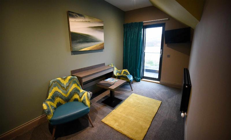 Deluxe Double Room image 4