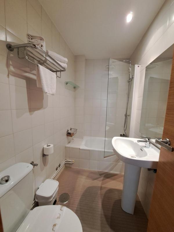 Standard Double Room image 1