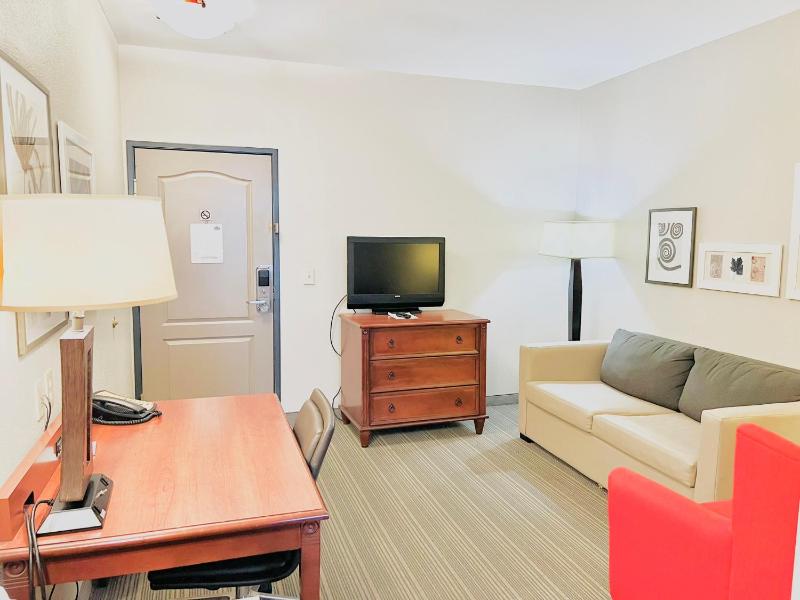 One-Bedroom Suite with Two Queen Beds - Non-Smoking image 4