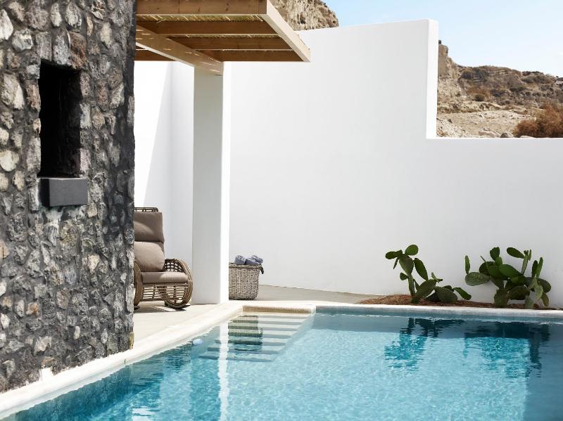 Santo Pure Oia Suites & Villas - image 42