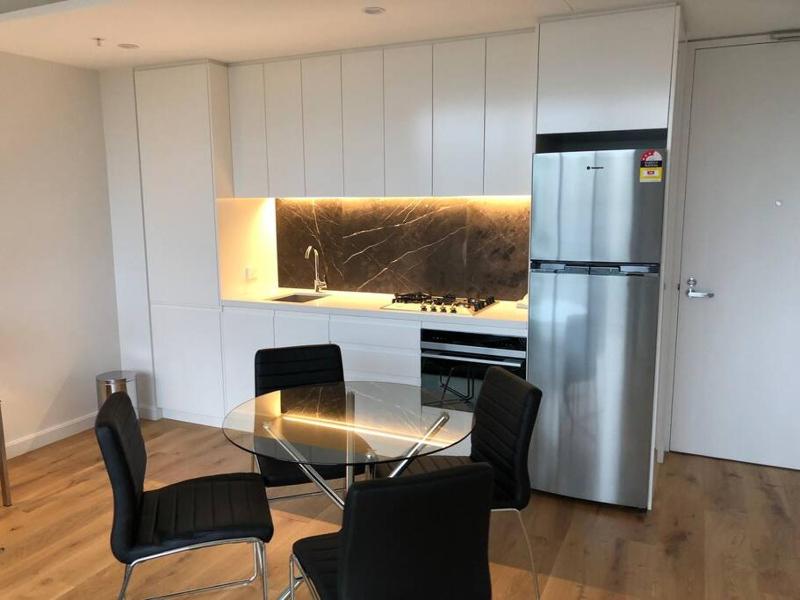 Beautiful Apartment in Chatswood - image 1