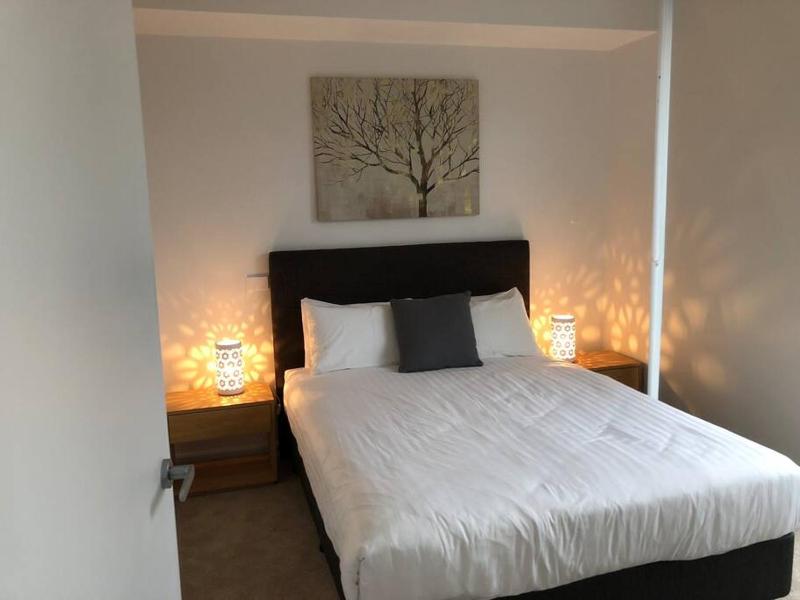 Beautiful Apartment in Chatswood - image 6