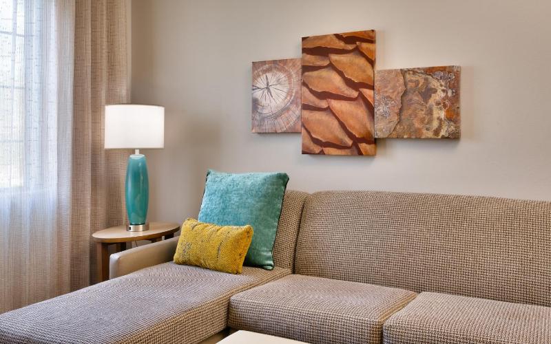 King Studio Suite image 4