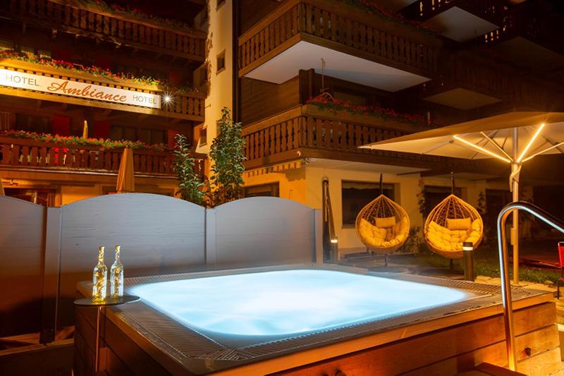 Hotel Ambiance - image 9