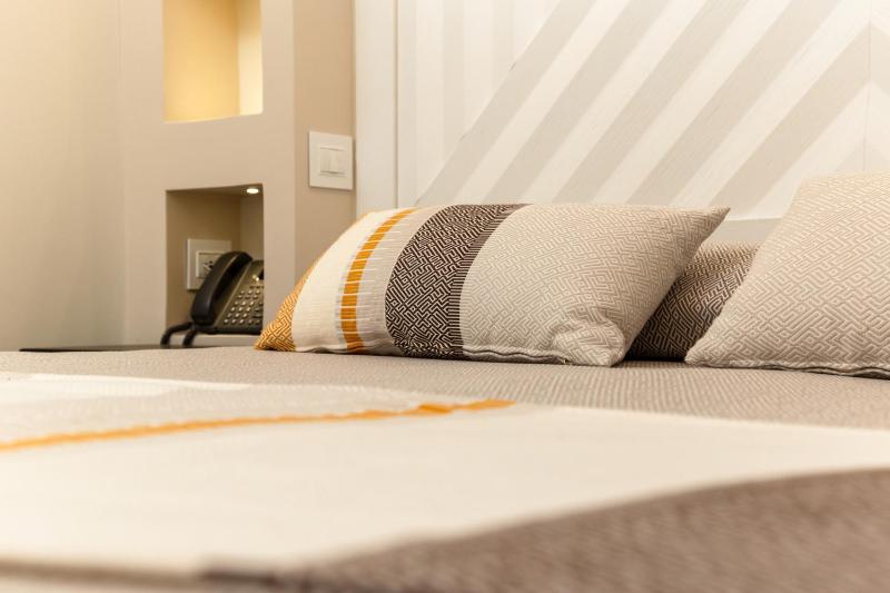 Double or Twin Room image 4