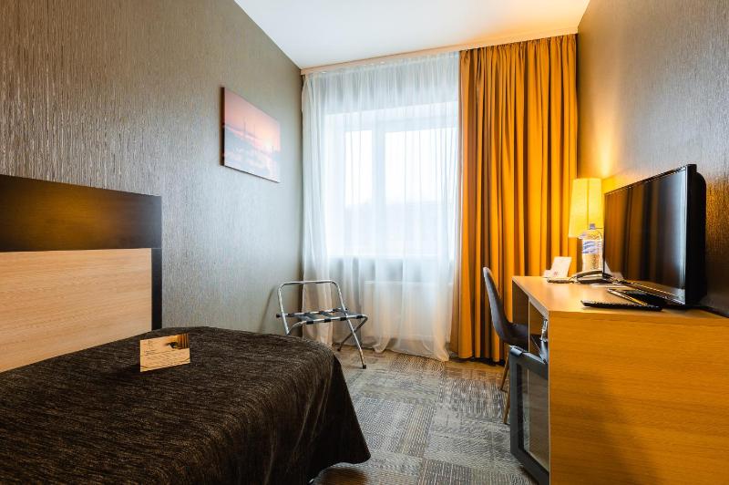 Liva Hotel - image 3