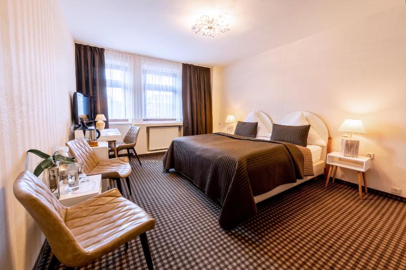 Double Room image 1